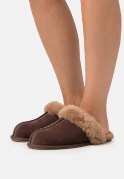 Ugg ScuffettePantofoleBurnt Cedar Donna Pantofole UG111D01L-O13
