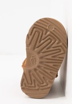 Ugg Classic Ii - Stivali Da Neve- Chestnut 11 Ugg Classic Ii - Stivali Da Neve- Chestnut -Ugg 0c527ebdd44e492eae034ab5a96a6da2