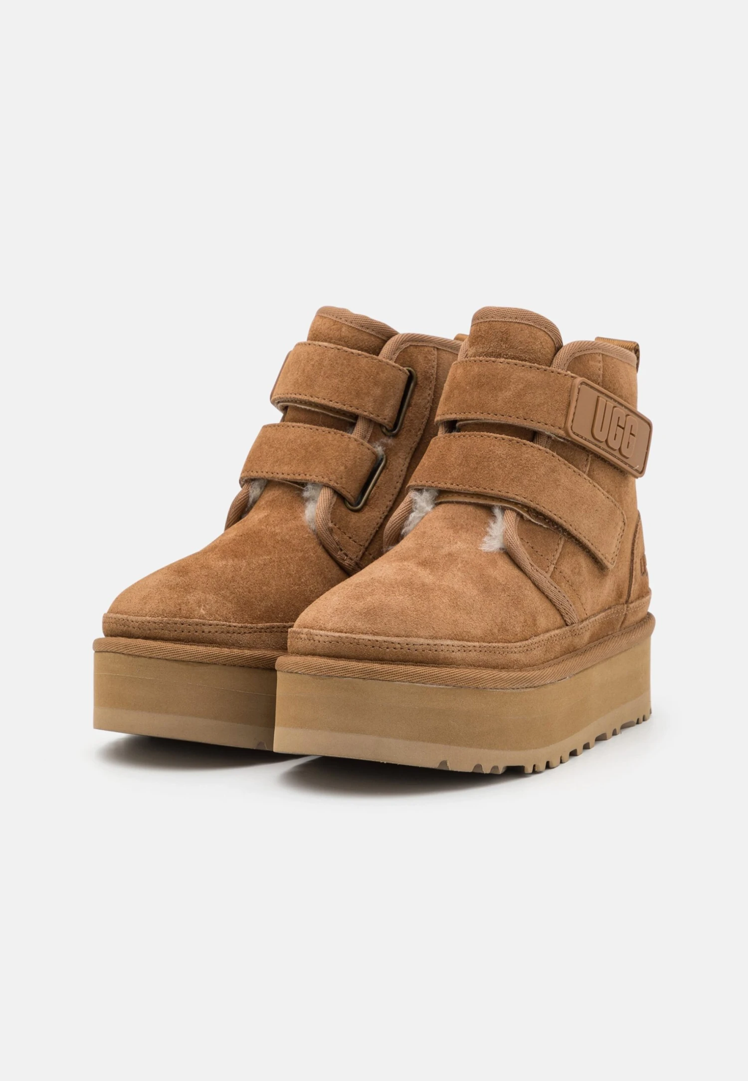 Ugg Neumel Platform UnisexStivalettiChestnut Bambini Stivali UG116I00M-B11 2 Ugg Neumel Platform UnisexStivalettiChestnut Bambini Stivali UG116I00M-B11 - immagine 2