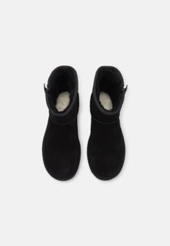 Ugg Classic Mini Bailey ZipStivalettiBlack Donna Stivaletti UG111X07M-Q11 11 Ugg Classic Mini Bailey ZipStivalettiBlack Donna Stivaletti UG111X07M-Q11 -Ugg 1fa9ade2190147f1bbfcc68ba4df6a6c