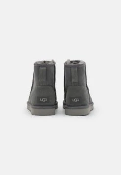 Ugg Classic Mini - Stivaletti - Dark Grey 8 Ugg Classic Mini - Stivaletti - Dark Grey -Ugg 212a2106651b4174a7e25c8ff15e43e6