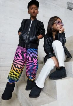 Ugg 37 Ugg Classic Ultra Mini UnisexStivalettiBlack Bambini Stivali UG116I00H-Q11