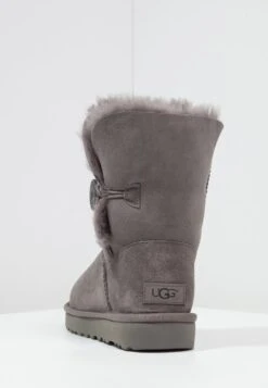 Ugg Bailey Button Ii - Stivaletti - Grey -Ugg 261658568daf40a1a49e33e3bc0b71be