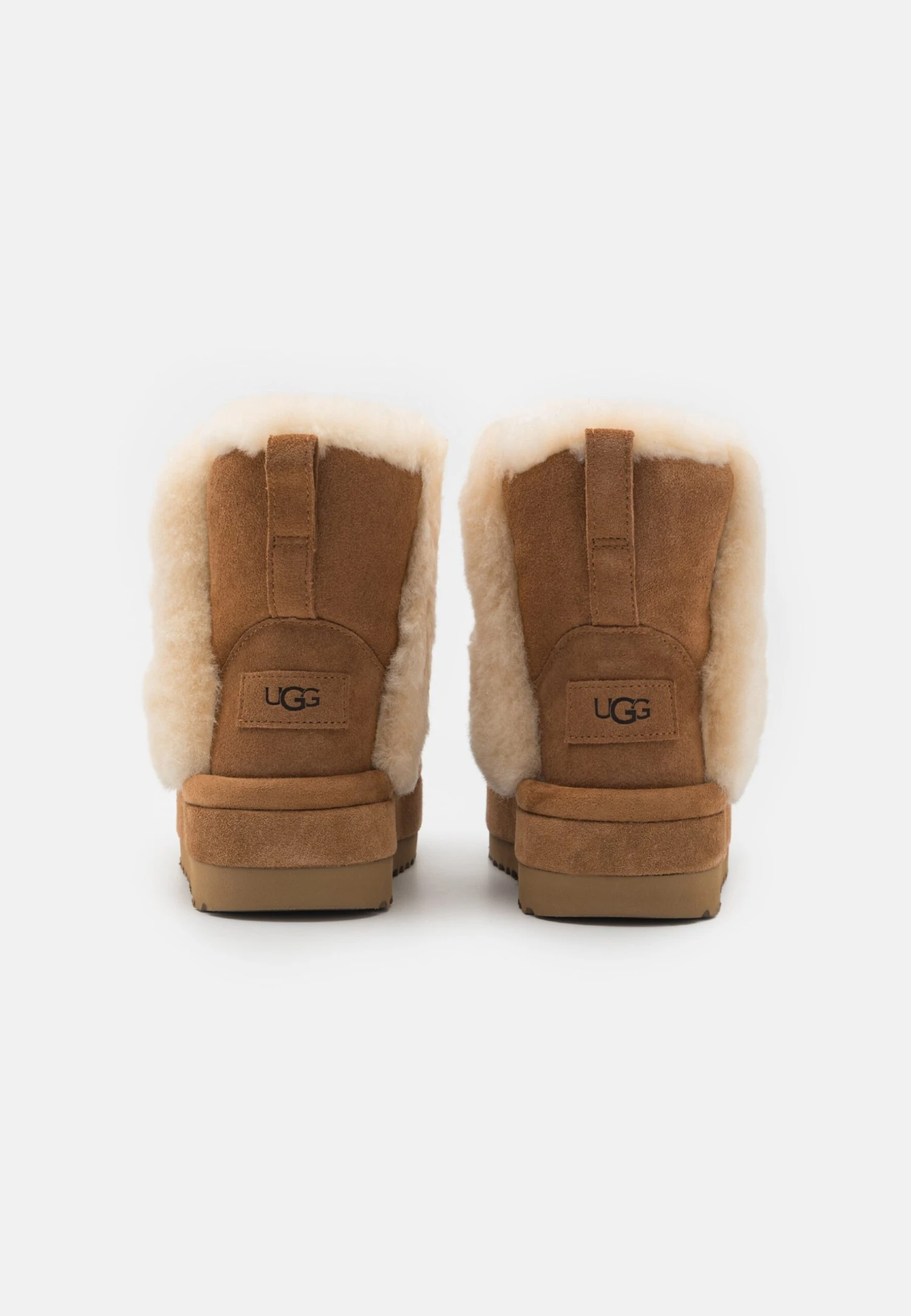 Ugg Classic CloudpeakStivali Da Neve Chestnut Donna Stivali UG111X07R-O12 3 Ugg Classic CloudpeakStivali Da Neve Chestnut Donna Stivali UG111X07R-O12 - immagine 3