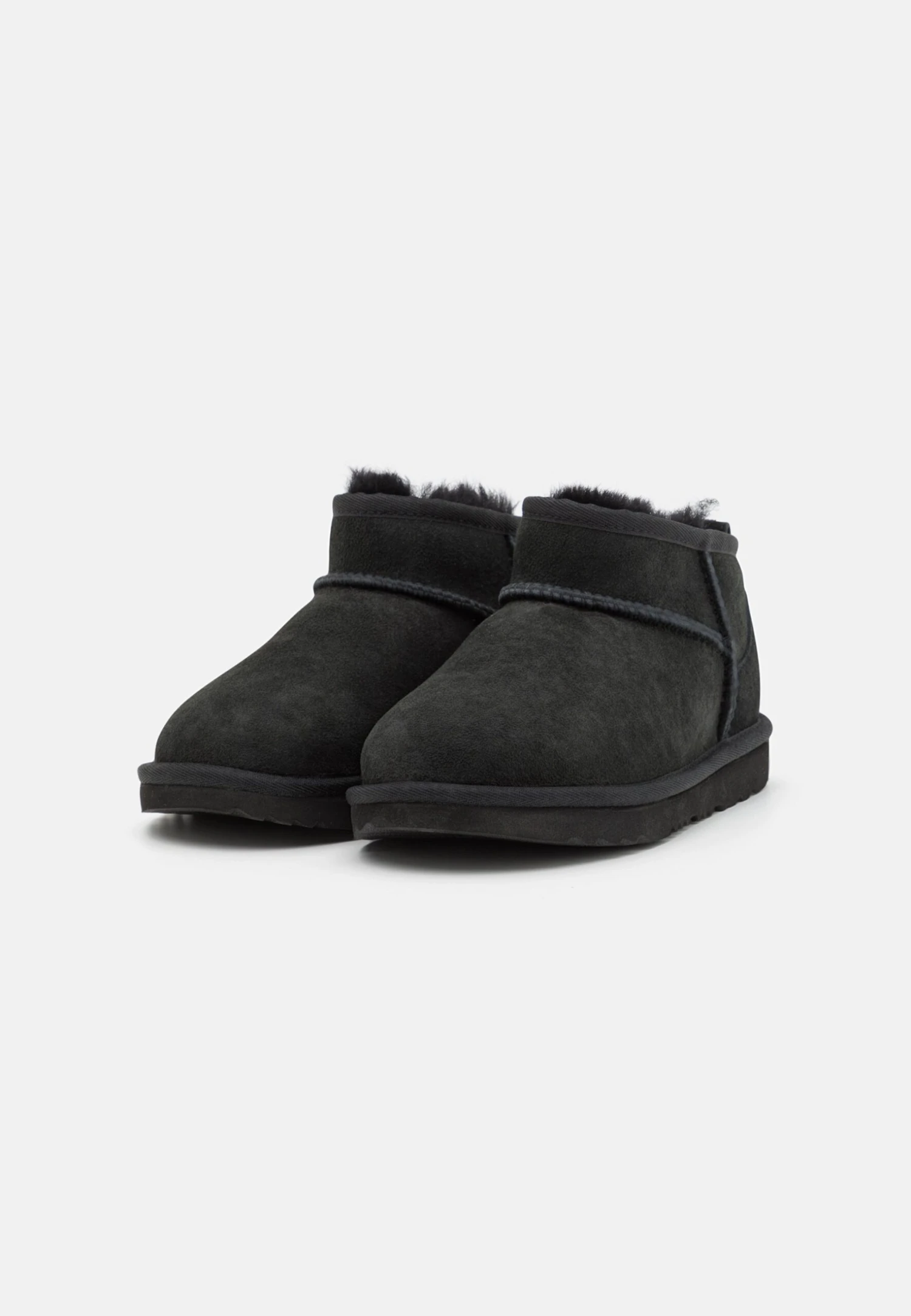 Ugg Classic Ultra Mini UnisexStivalettiBlack Bambini Stivali UG116I00H-Q11 5 Ugg Classic Ultra Mini UnisexStivalettiBlack Bambini Stivali UG116I00H-Q11 - immagine 5