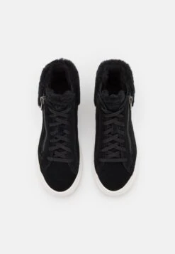 Ugg Alameda Mid Zip - Sneakers Alte - Black 11 Ugg Alameda Mid Zip - Sneakers Alte - Black -Ugg 471f051bd4a24f0ea0ff4766332cc4f9