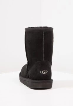 Ugg Classic IiStivalettiBlack Bambini Stivali UG113I00H-Q11 9 Ugg Classic IiStivalettiBlack Bambini Stivali UG113I00H-Q11 -Ugg 4c515cb9c32a41b7b2f18be0de59e5b6
