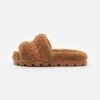 Ugg Cozetta Braid - Pantofole - Hardwood