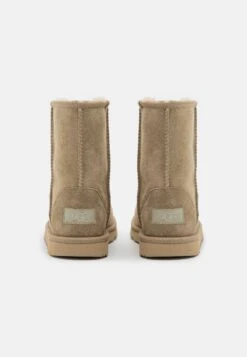 Ugg Classic Ii Unisex - Stivaletti - Mustard Seed 8 Ugg Classic Ii Unisex - Stivaletti - Mustard Seed -Ugg 4eb94594736145d4868fa0f8d1e20e63