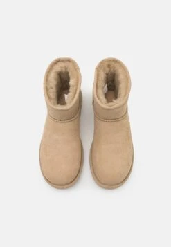 Ugg Classic MiniStivalettiMustard Seed Donna Stivaletti UG111Y00A-B13 9 Ugg Classic MiniStivalettiMustard Seed Donna Stivaletti UG111Y00A-B13 -Ugg 50bf998749d34f9fa6e85259bcaed73e