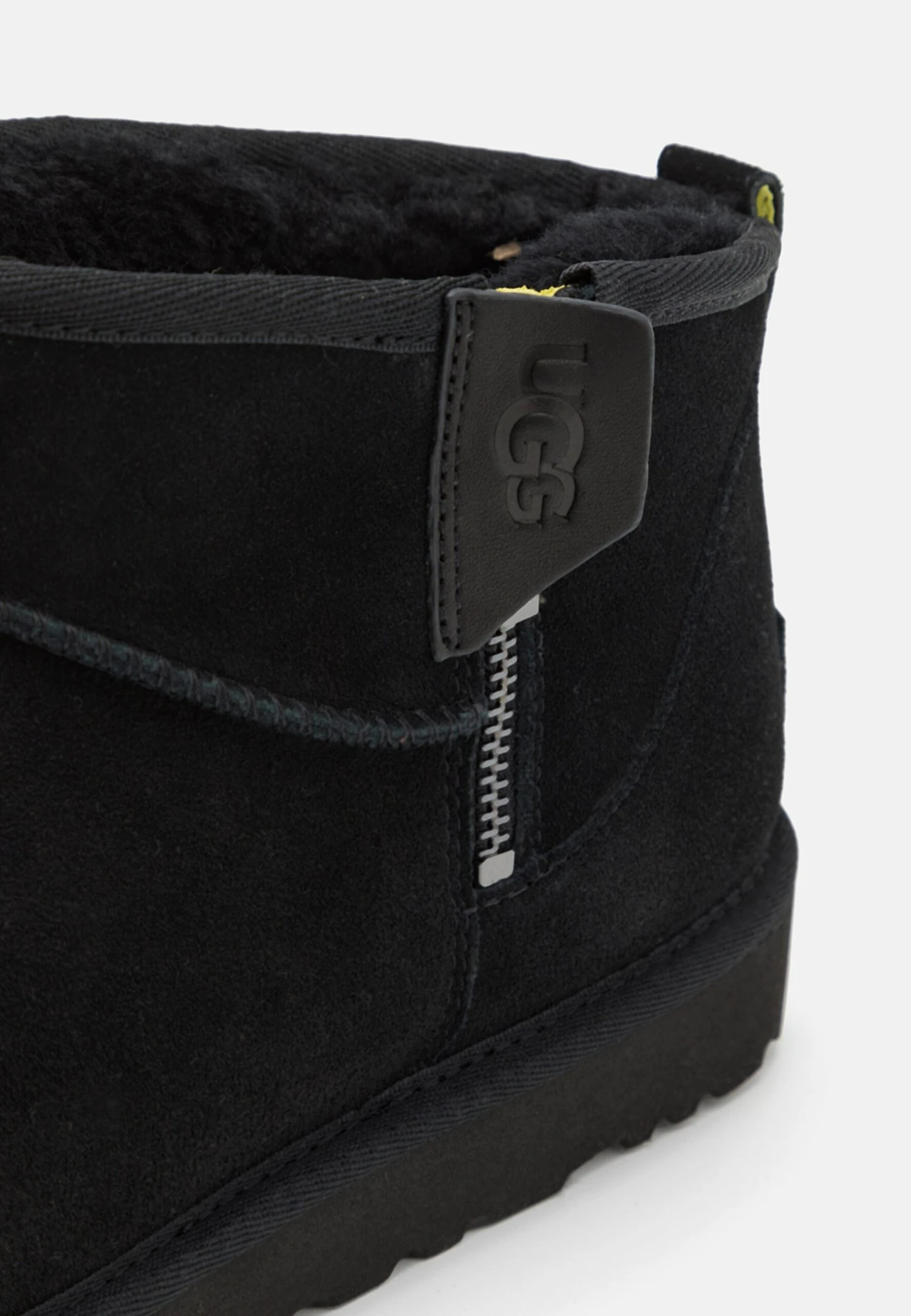 Ugg Classic Ultra Mini Zip - Stivaletti - Black 6 Ugg Classic Ultra Mini Zip - Stivaletti - Black - immagine 6