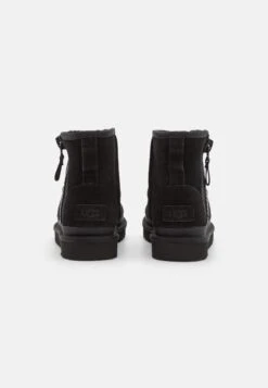 Ugg Classic MiniStivali Da Neve Black Donna Stivali UG111X08A-Q11 9 Ugg Classic MiniStivali Da Neve Black Donna Stivali UG111X08A-Q11 -Ugg 60f6c8b0d4e0450a9c82b9d984f68e25