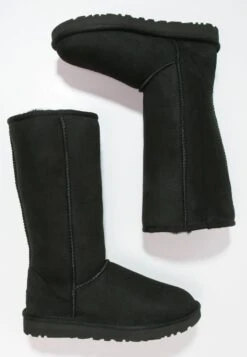 Ugg Classic Ii - Stivali Alti - Black 9 Ugg Classic Ii - Stivali Alti - Black -Ugg 6116ab8e77974c77b23a3c6c4206b8df