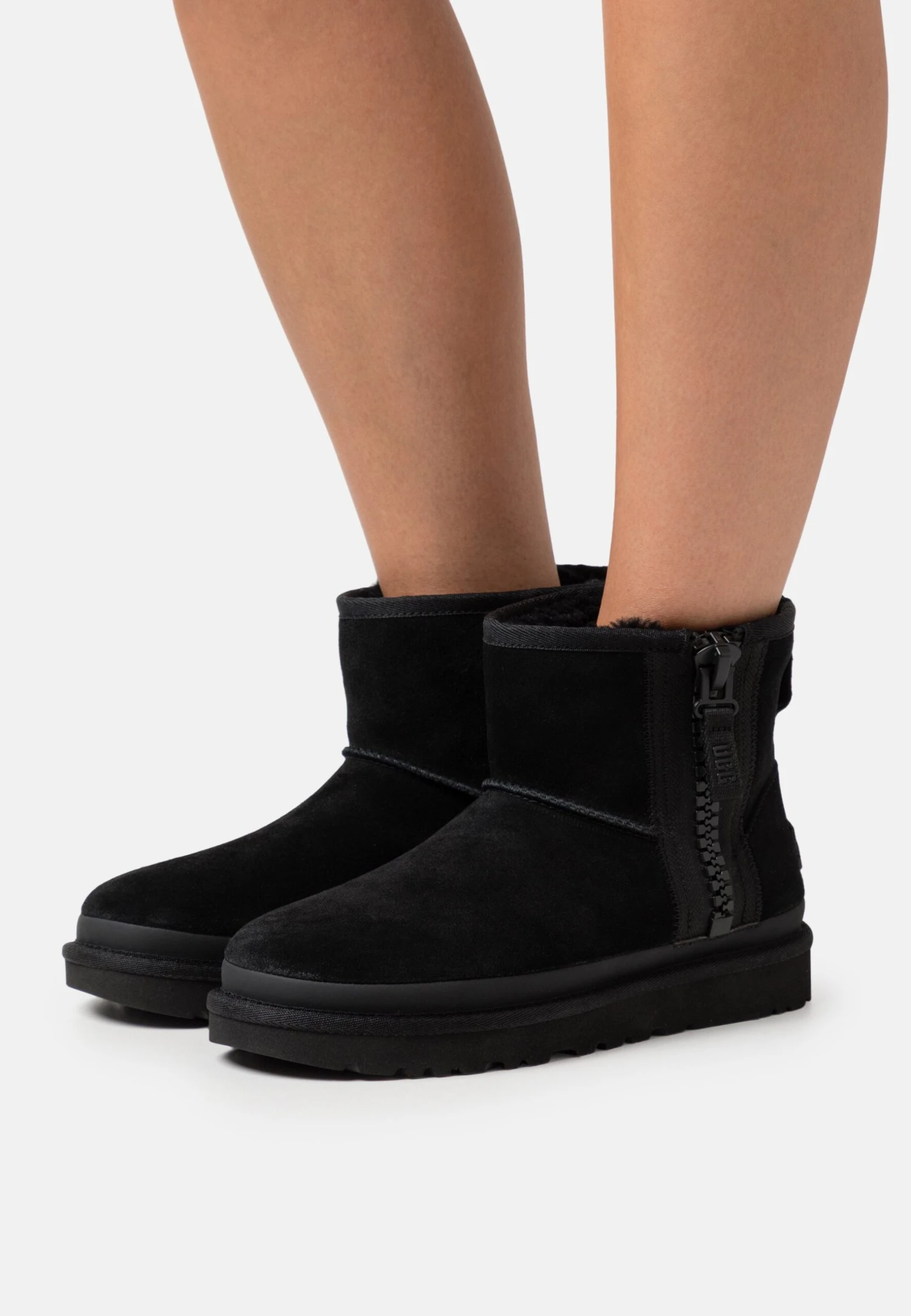 Ugg Classic MiniStivali Da Neve Black Donna Stivali UG111X08A-Q11 1 Ugg Classic MiniStivali Da Neve Black Donna Stivali UG111X08A-Q11