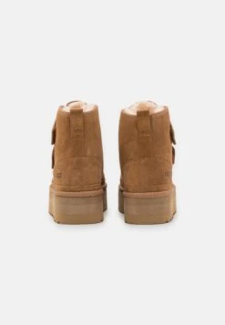 Ugg Neumel PlatformStivali Da Neve Chestnut Donna Stivali UG111X073-O11 9 Ugg Neumel PlatformStivali Da Neve Chestnut Donna Stivali UG111X073-O11 -Ugg 83df646bece14555b17fa409b77d2435