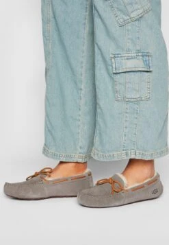 Ugg Dakota - Pantofole - Pewter 11 Ugg Dakota - Pantofole - Pewter -Ugg 8872796252974625a4c221ab2e96717a