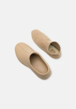Ugg TasmanScarpe Senza LacciSawdust Donna Scarpe Piatte UG111E012-B11 11 Ugg TasmanScarpe Senza LacciSawdust Donna Scarpe Piatte UG111E012-B11 -Ugg 9a6d324545ac4081a1b3a525bd168db5