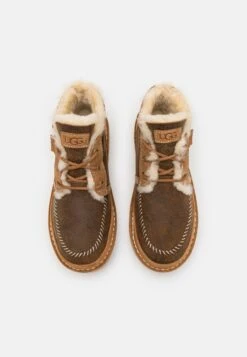 Ugg Neumel Crafted RegenerateStringate SportiveChestnut Uomo Scarpe Con I Lacci UG115K000-O11 -Ugg 9d7d5669d6304eb0a87d197f9ab3f247