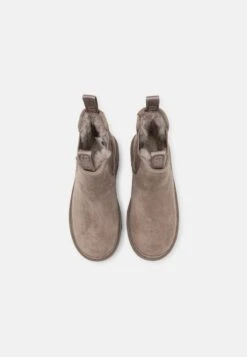 Ugg Neumel Platform ChelseaStivaletti Con PlateauSmoke Plume Donna Stivaletti UG111X06Y-C11 11 Ugg Neumel Platform ChelseaStivaletti Con PlateauSmoke Plume Donna Stivaletti UG111X06Y-C11 -Ugg a87fc7760f314f74a026924294479042