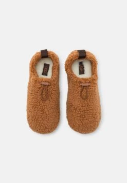 Ugg Plushy - Pantofole - Hardwood 11 Ugg Plushy - Pantofole - Hardwood -Ugg ad25855d87fc4573a60a2916024f16e2