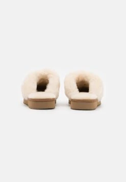 Ugg Cozy - Pantofole - Cream 9 Ugg Cozy - Pantofole - Cream -Ugg b5571a74f6324f21a1659713442b57c9
