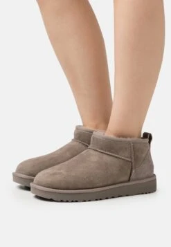 Ugg Classic Ultra - Tronchetti - Smoke Plume