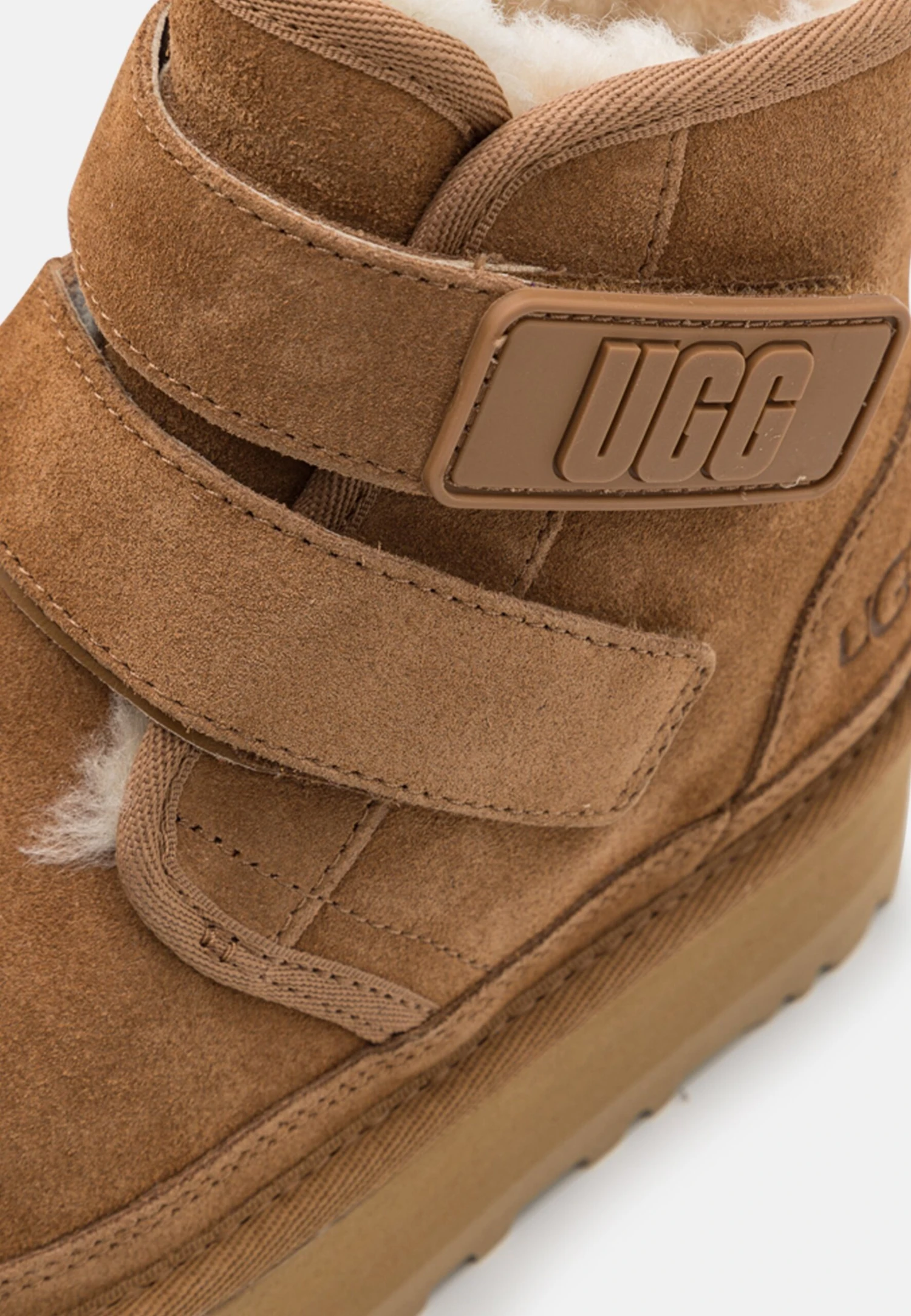 Ugg Neumel Platform UnisexStivalettiChestnut Bambini Stivali UG116I00M-B11 6 Ugg Neumel Platform UnisexStivalettiChestnut Bambini Stivali UG116I00M-B11 - immagine 6
