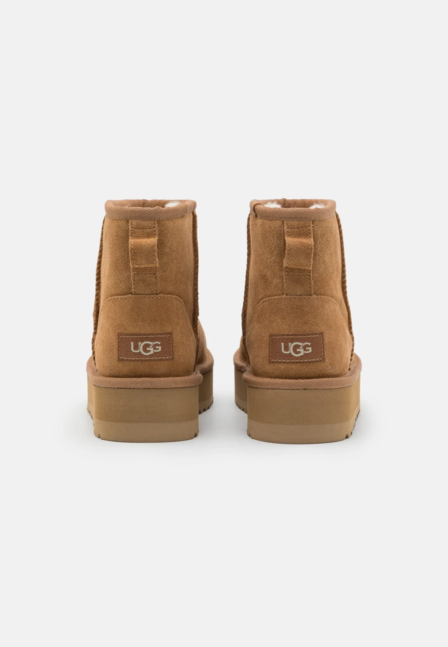 Ugg Classic Mini Platform UnisexStivali Da Neve Chestnut Bambini Stivali UG116I00U-O11 3 Ugg Classic Mini Platform UnisexStivali Da Neve Chestnut Bambini Stivali UG116I00U-O11 - immagine 3