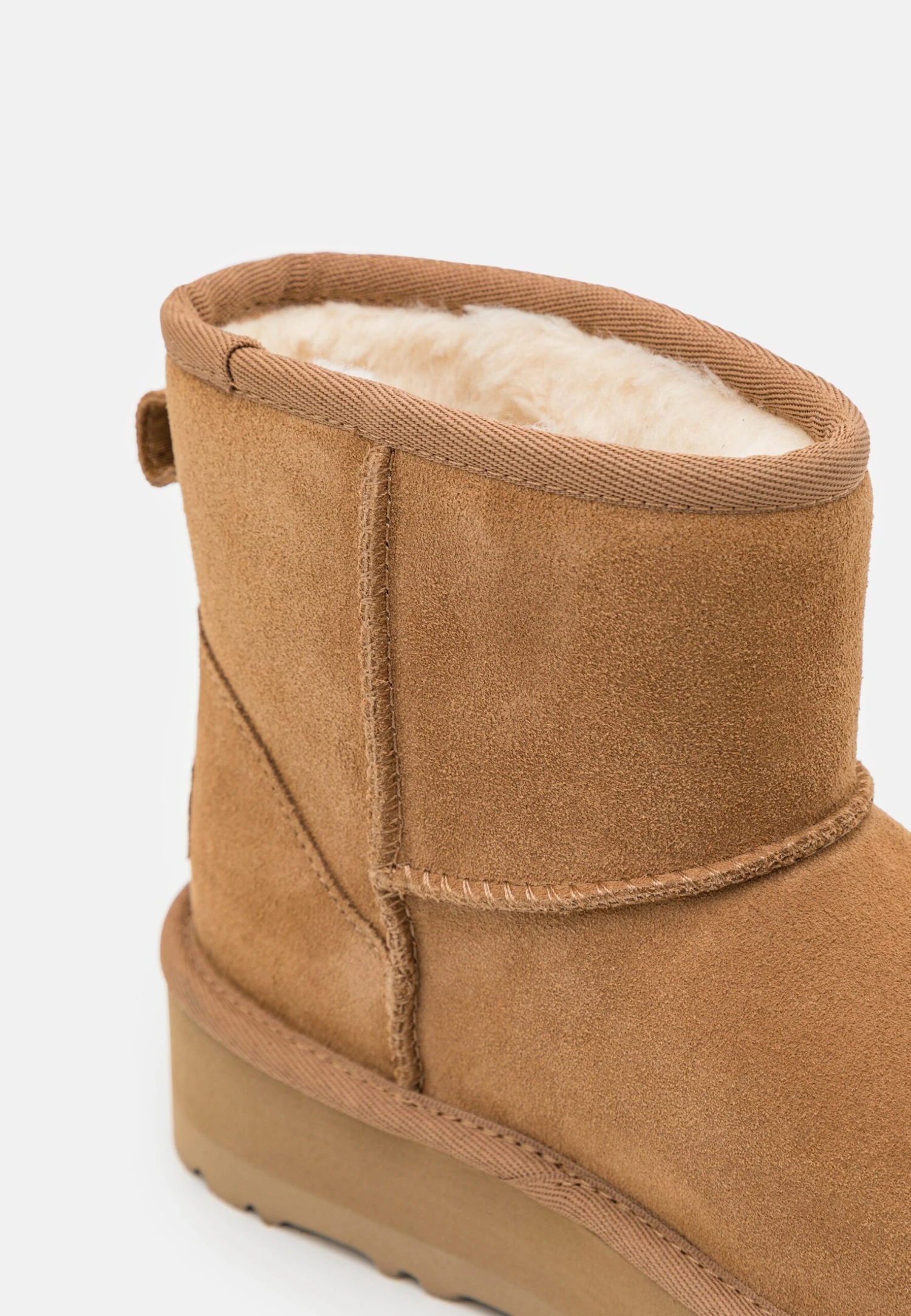 Ugg Classic Mini Platform UnisexStivali Da Neve Chestnut Bambini Stivali UG116I00U-O11 6 Ugg Classic Mini Platform UnisexStivali Da Neve Chestnut Bambini Stivali UG116I00U-O11 - immagine 6