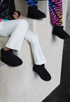 Ugg -Ugg cc78a3502ec74f9694c36a960de59d7e