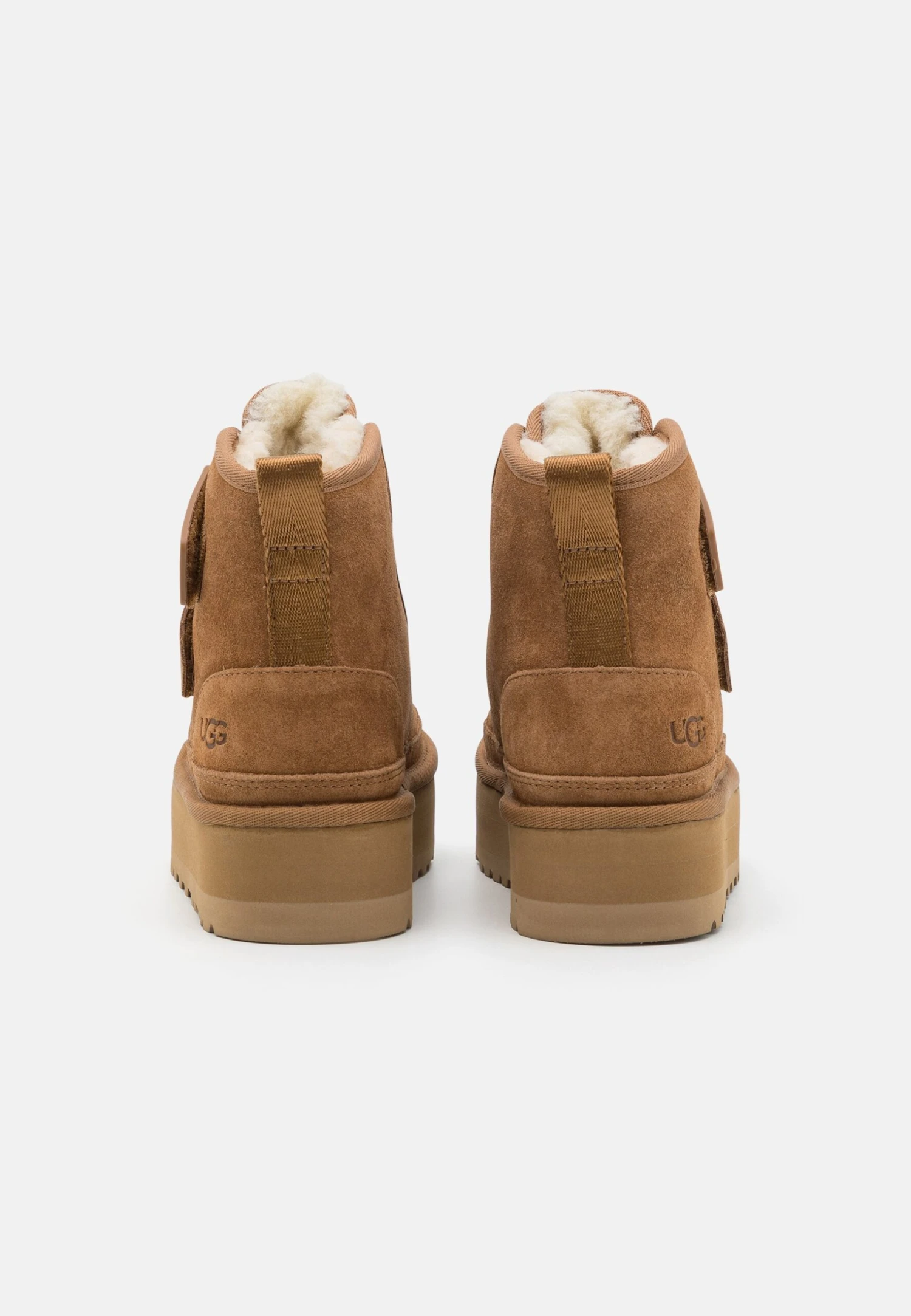 Ugg Neumel Platform UnisexStivalettiChestnut Bambini Stivali UG116I00M-B11 3 Ugg Neumel Platform UnisexStivalettiChestnut Bambini Stivali UG116I00M-B11 - immagine 3