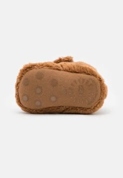 Ugg Bixbee And Beanie UnisexRegalo Per NascitaChestnut Bambini Scarpe Neonato UG116F009-B11 10 Ugg Bixbee And Beanie UnisexRegalo Per NascitaChestnut Bambini Scarpe Neonato UG116F009-B11 -Ugg d125b4ca0cb441da8d5cb7ee8d772e54