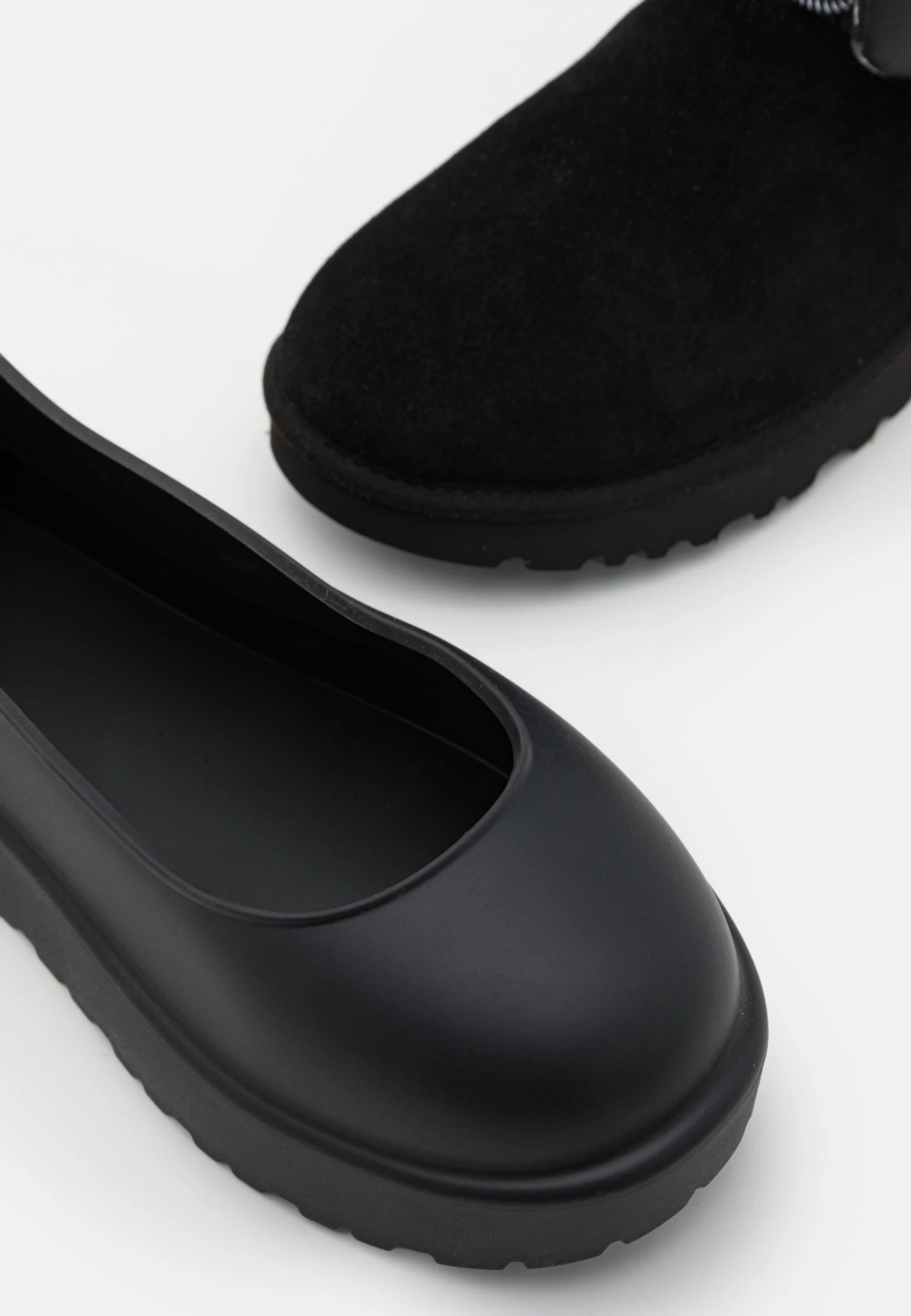 Ugg Classic Maxi ToggleStivali Da Neve Black Donna Stivali UG111X07A-Q11 6 Ugg Classic Maxi ToggleStivali Da Neve Black Donna Stivali UG111X07A-Q11 - immagine 6