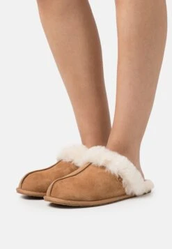 Ugg Scuffette Ii RegeneratePantofoleChestnut Donna Pantofole UG111D055-O11