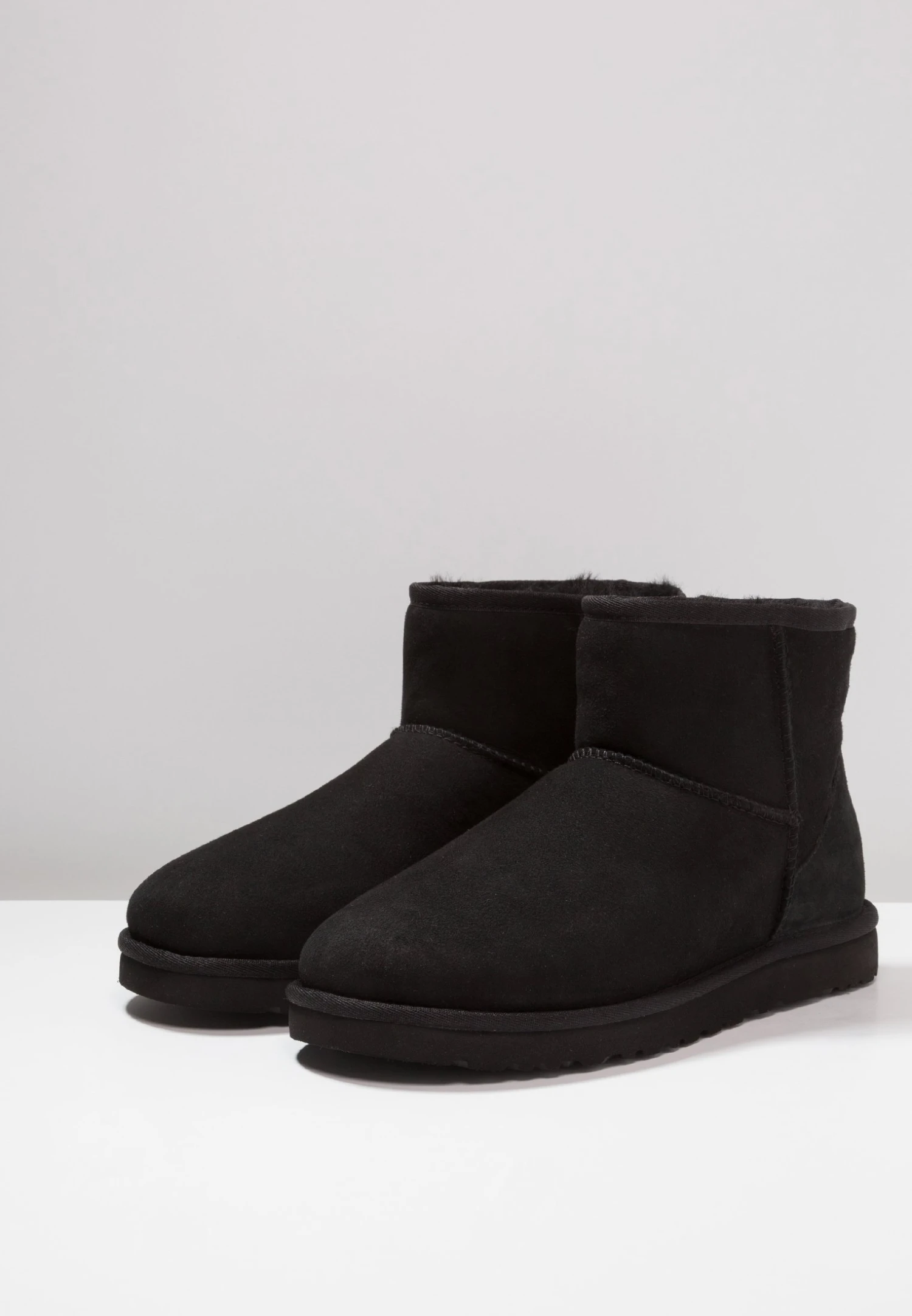 Ugg Classic MiniStivalettiBlack Uomo Stivaletti/Stivali UG112K004-Q11 3 Ugg Classic MiniStivalettiBlack Uomo Stivaletti/Stivali UG112K004-Q11 - immagine 3