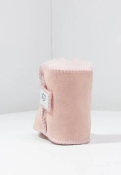 Ugg Erin - Scarpe Neonato - Baby Pink 9 Ugg Erin - Scarpe Neonato - Baby Pink -Ugg f79125ba7f1d4ee994e5fb7025d3d9ca