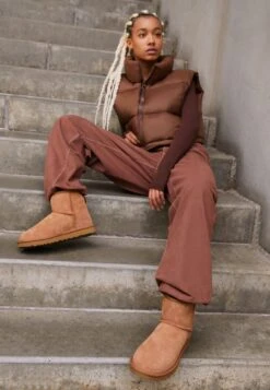 Ugg 43 Ugg Classic MiniStivalettiChestnut Donna Stivaletti UG111Y00A-O11