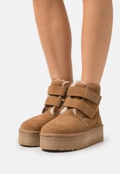 Ugg Neumel PlatformStivali Da Neve Chestnut Donna Stivali UG111X073-O11